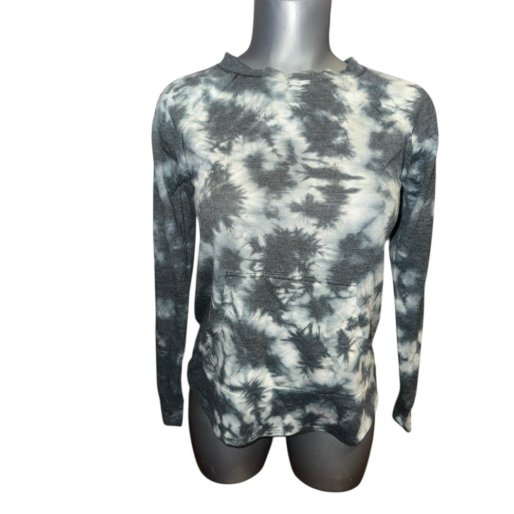 No boundaries tye dye shirt long sleeve xs